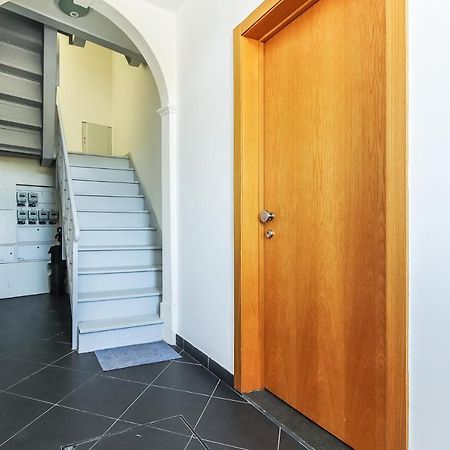 Vita Portucale ! Concept Apartment Campo Ourique Lisbon Bagian luar foto